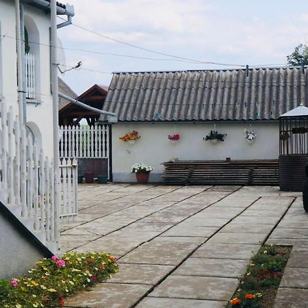 Садиба Анна - Термальні Води Косино Zapson Exterior photo